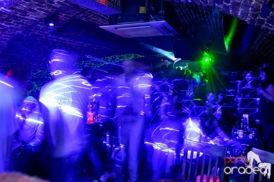 Stalinskaya Party în Club Escape, 