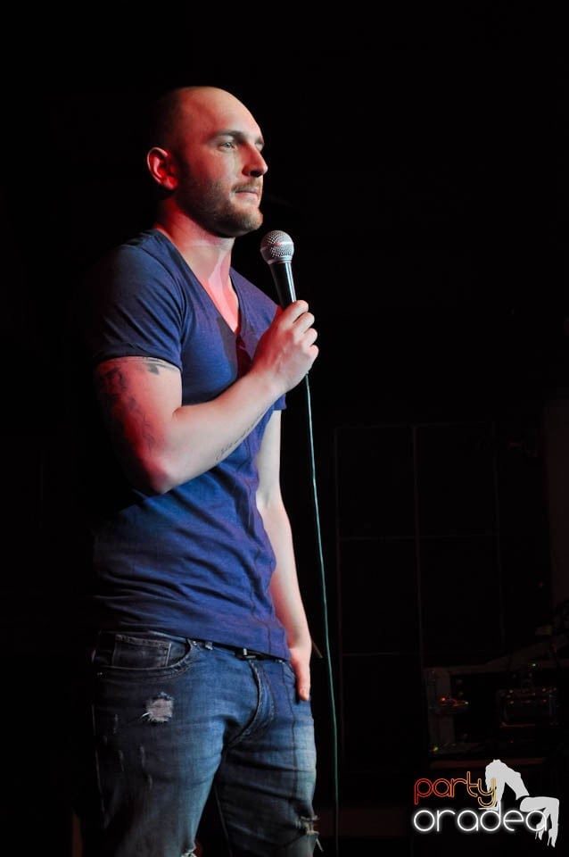Stand-up comedy cu Bordea şi Sergiu, Queen's Music Pub