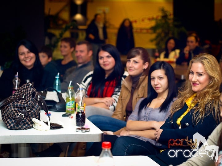 Stand-up comedy cu Tibi Neuronu, Lotus Center
