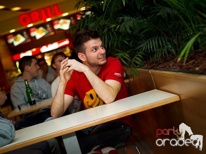 Stand-up comedy cu Tibi Neuronu, Lotus Center