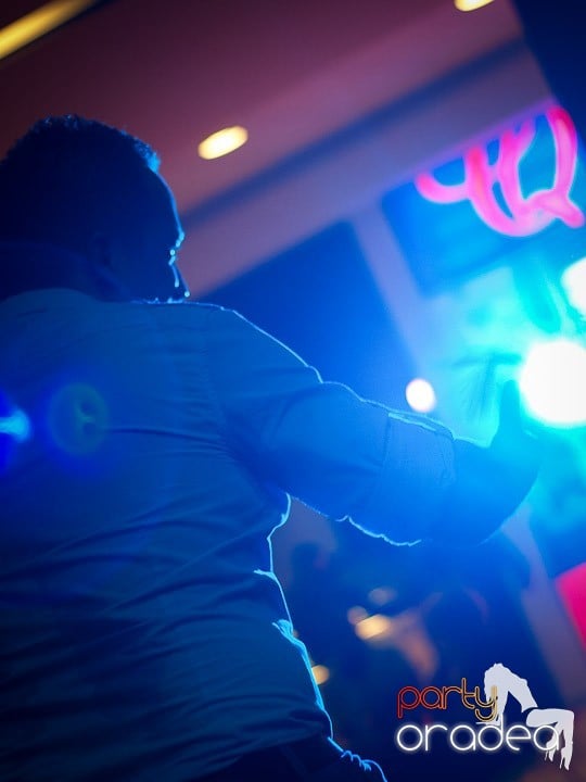 Stand-up comedy cu Tibi Neuronu, Lotus Center