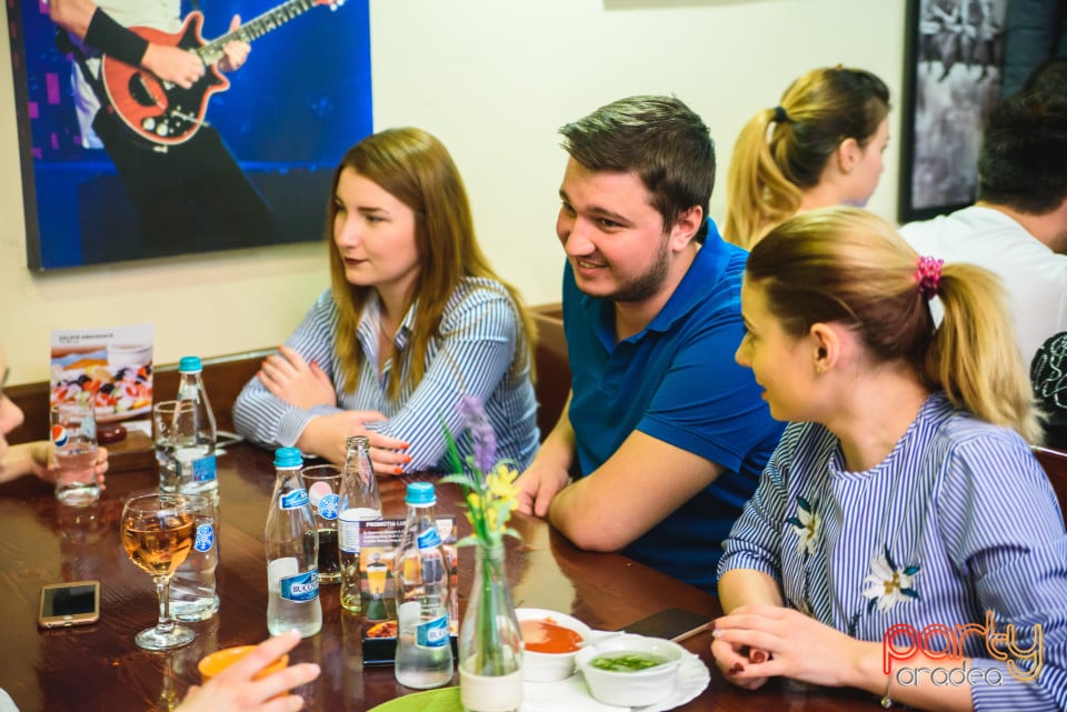Stand-up Comedy - Mincu & Maria Popovici, Queen's Music Pub