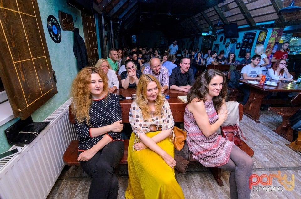 Stand Up Comedy, Queen's Music Pub