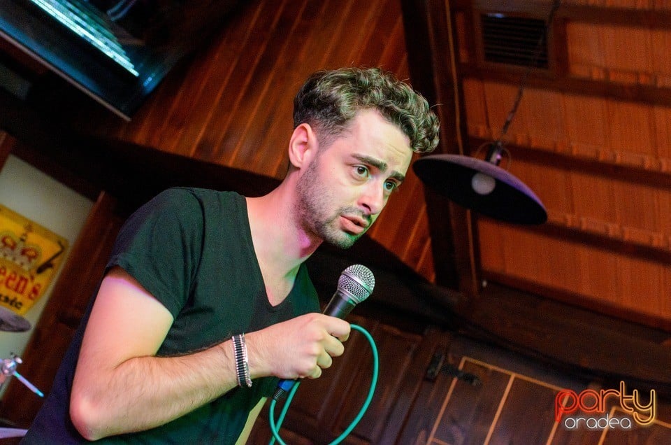 Stand Up Comedy, Queen's Music Pub