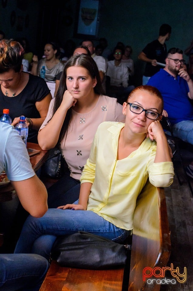 Stand Up Comedy, Queen's Music Pub