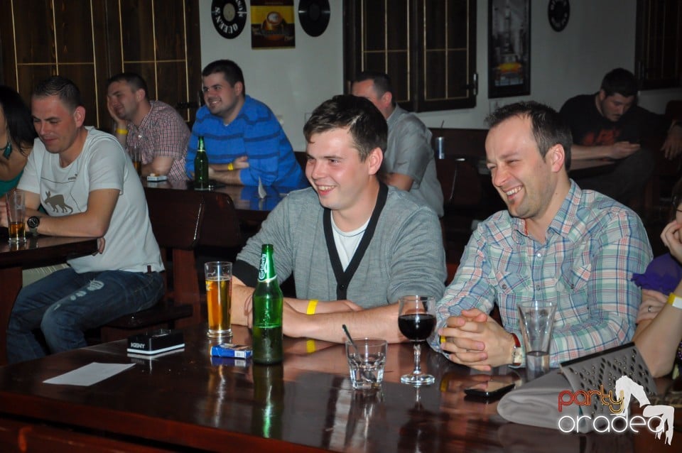 Stand-up Comedy, Queen's Music Pub
