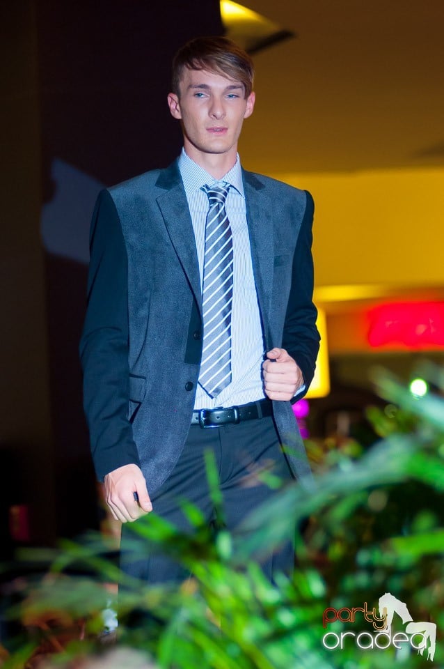 Stand Up Gentlemen! - Prezentare de modă, Lotus Center