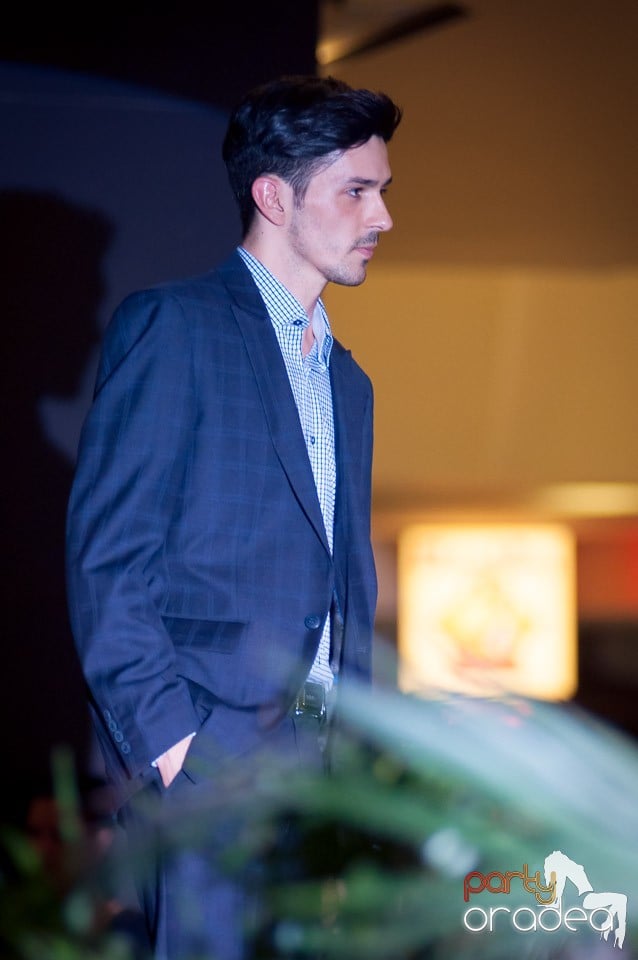 Stand Up Gentlemen! - Prezentare de modă, Lotus Center