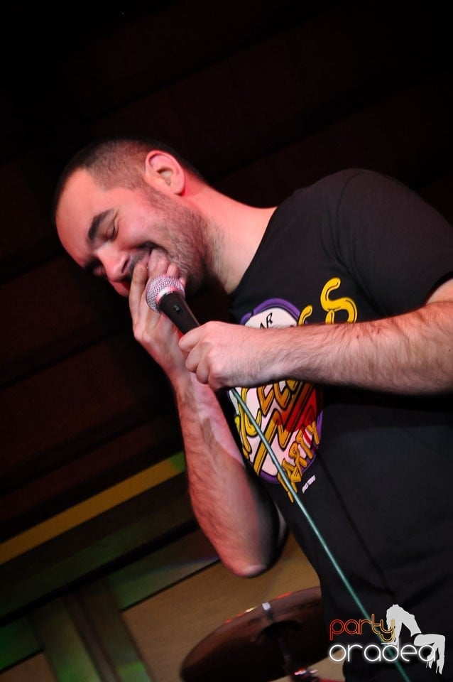 Stand-up in the City cu Teo, Queen's Music Pub