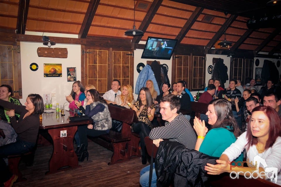 Stand-up in the City în Queen's, Queen's Music Pub