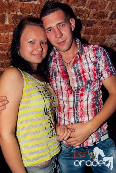 Start la party în Escape, 