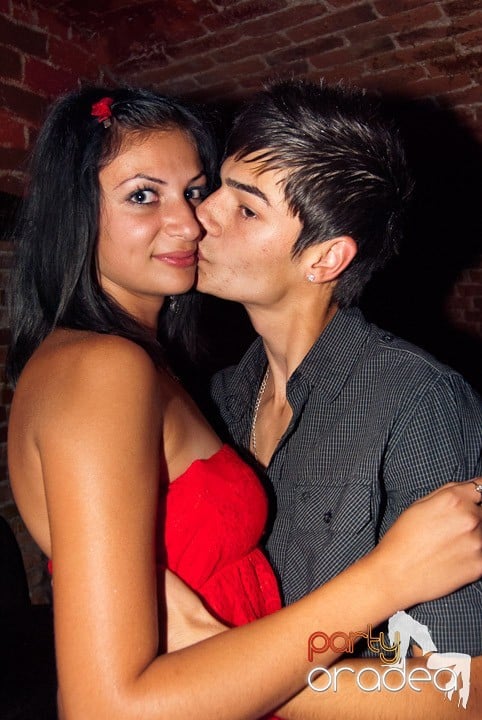 Start la party în Escape, 