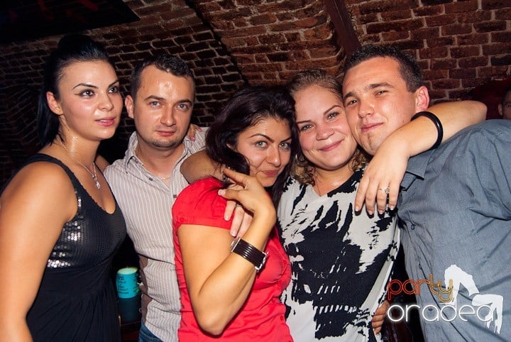 Start la party în Escape, 