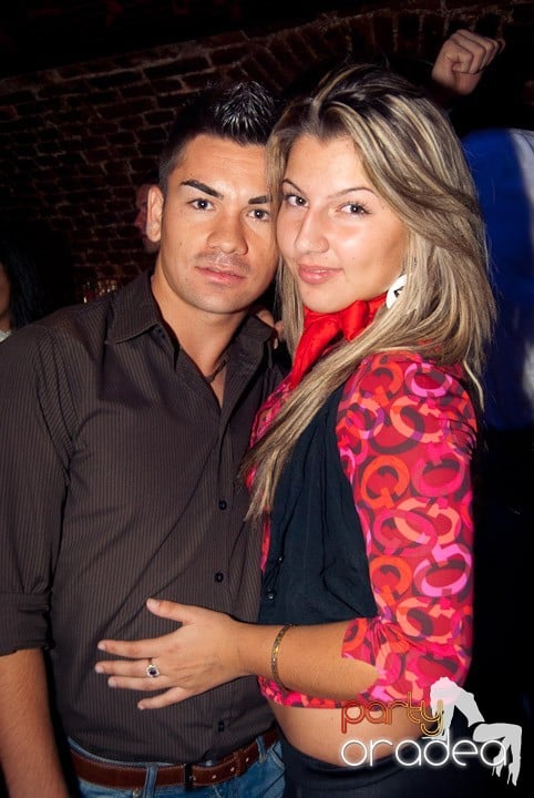 Start la party în Escape, 