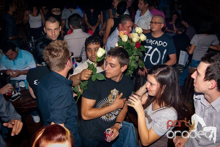 Start la party în Escape, 