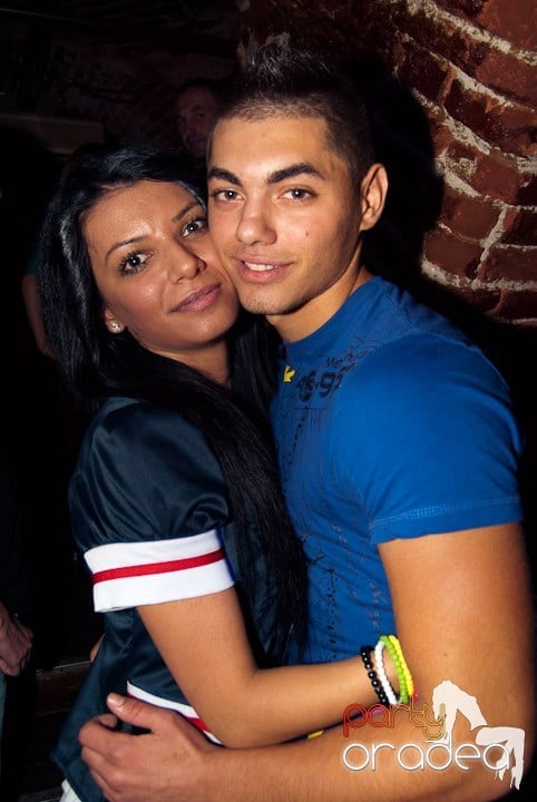 Start la party în Escape, 