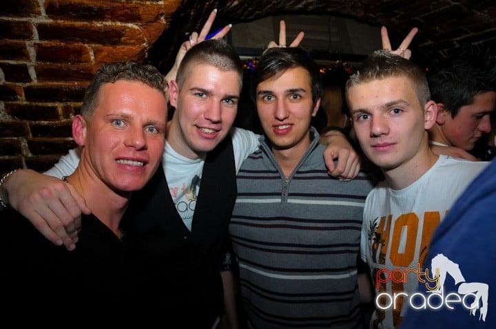 Student Party în Club Escape, 