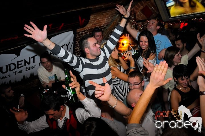 Student Party în Club Escape, 