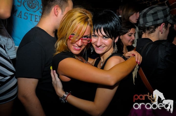 Student Party în Club Escape, 