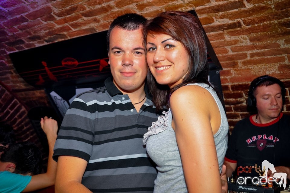 Student Party în Escape Club, 