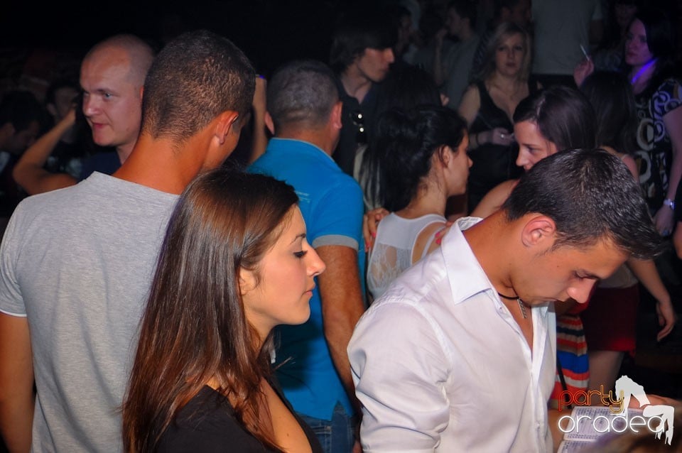 Student Party în Escape Club, 