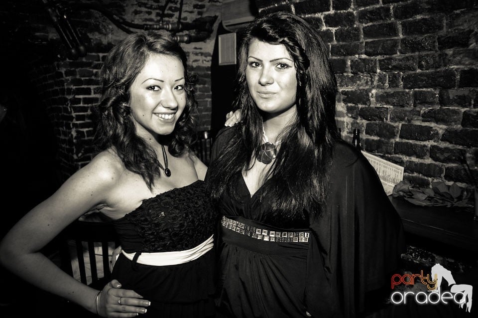 Student Party în Escape Club, 