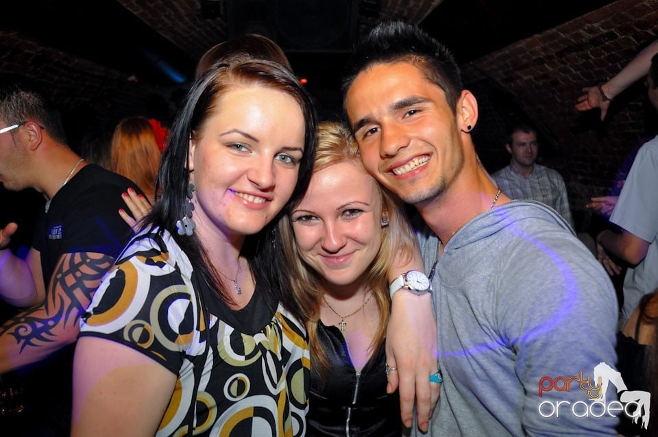 Student Party în Escape Club, 