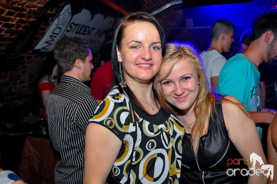 Student Party în Escape Club, 