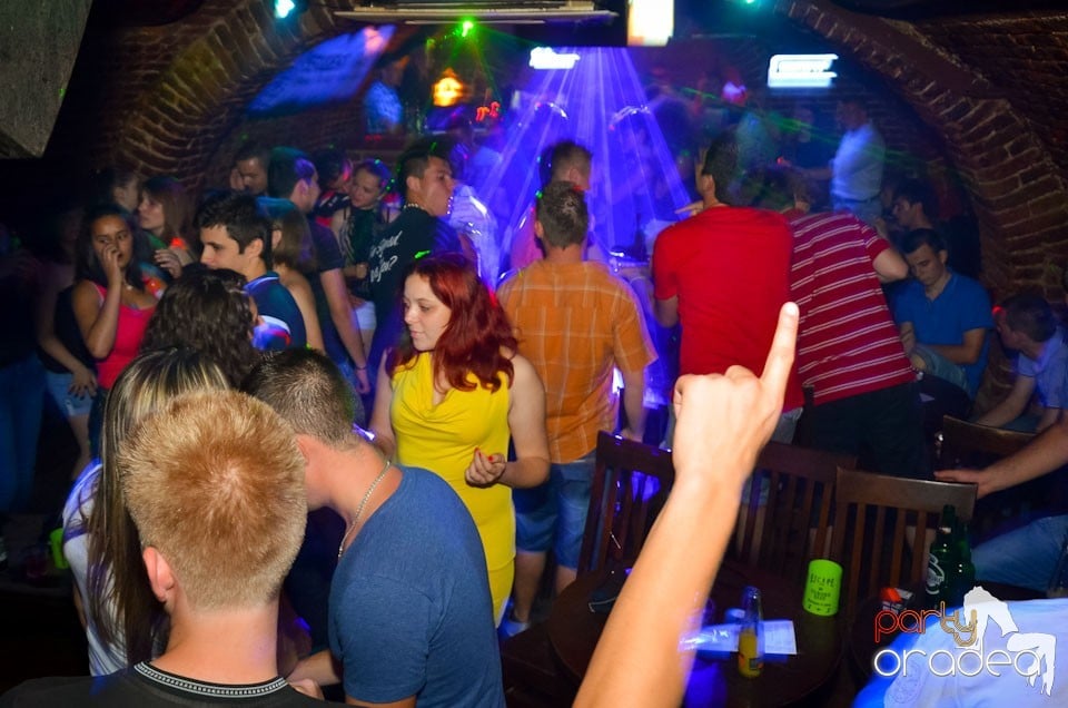 Student Party în Escape, 