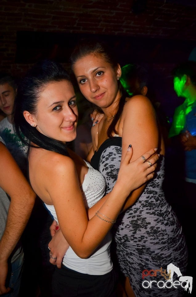 Student Party în Escape, 