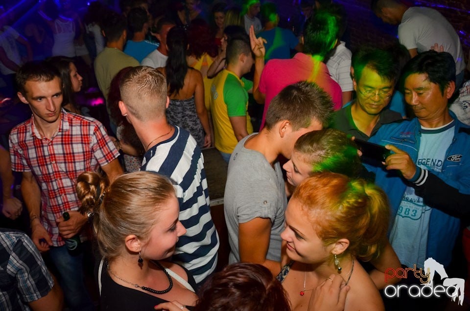 Student Party în Escape, 