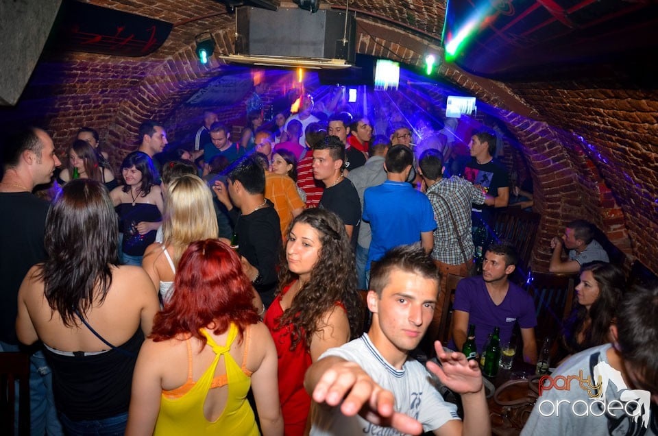 Student Party în Escape, 