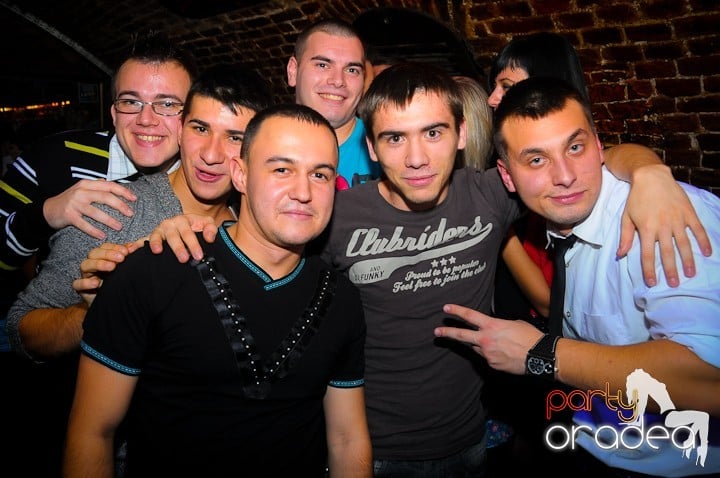 Student Party în Escape, 