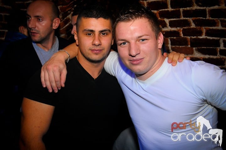 Student Party în Escape, 