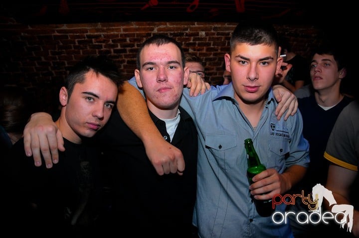 Student Party în Escape, 