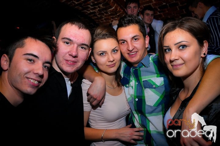 Student Party în Escape, 