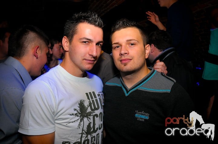 Student Party în Escape, 