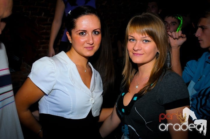 Student Party în Escape, 