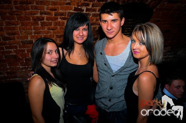 Student Party în Escape, 