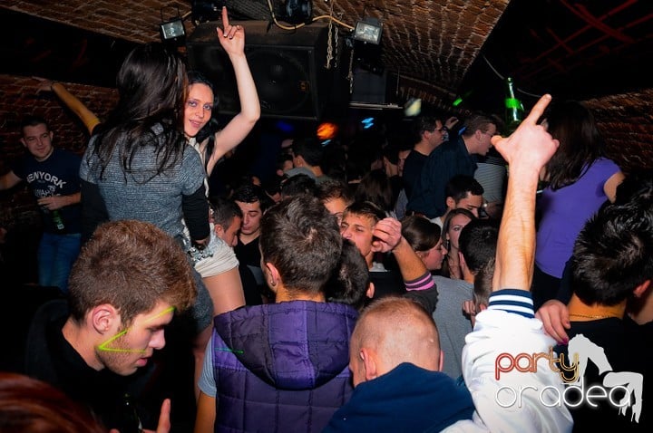 Student Party în Escape, 