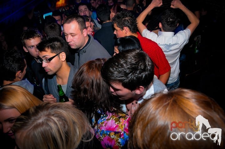 Student Party în Escape, 