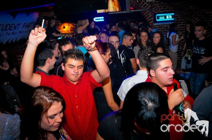 Student Party în Escape, 