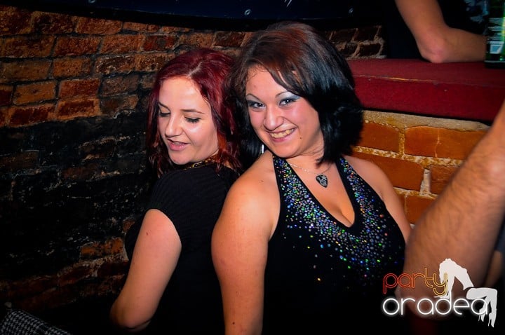 Student Party în Escape, 