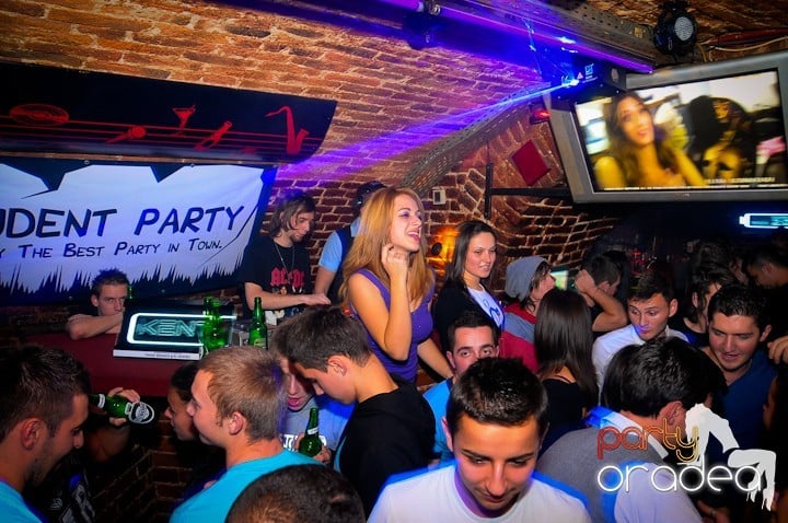 Student Party în Escape, 