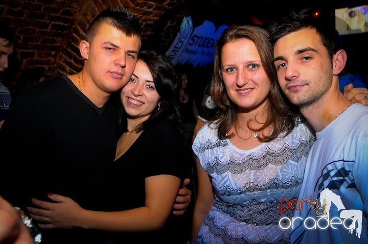 Student Party în Escape, 