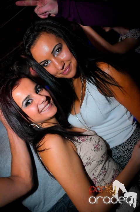 Student Party în Escape, 