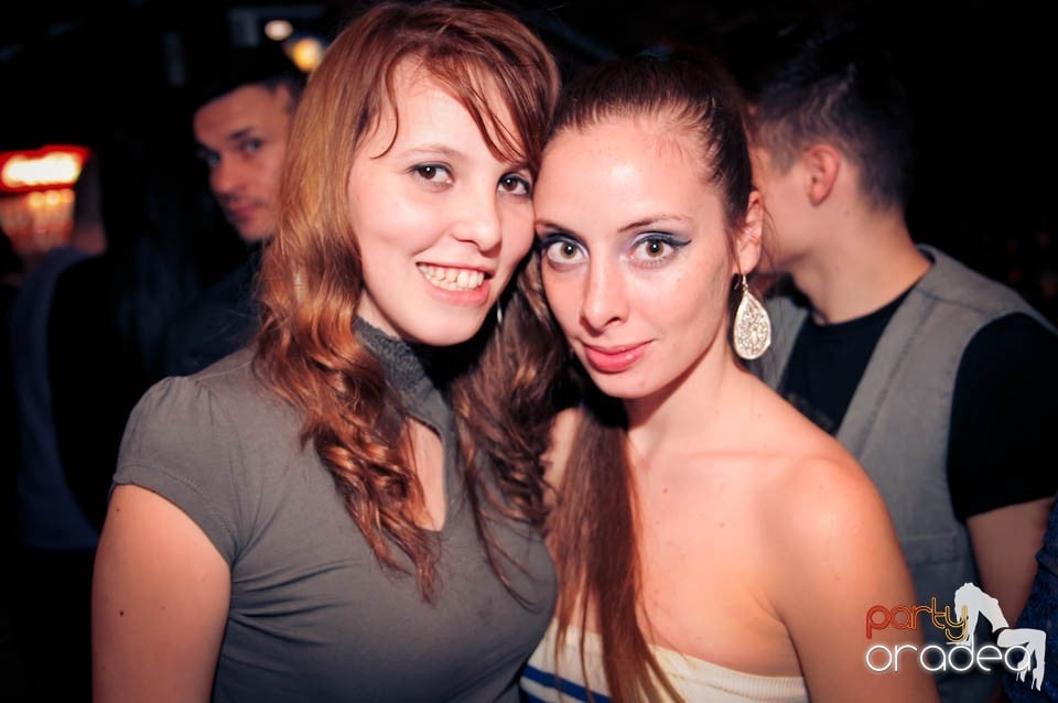 Student Party în Escape, 