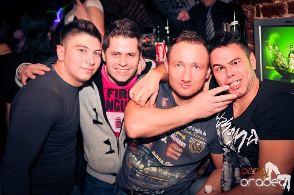 Student Party în Escape, 