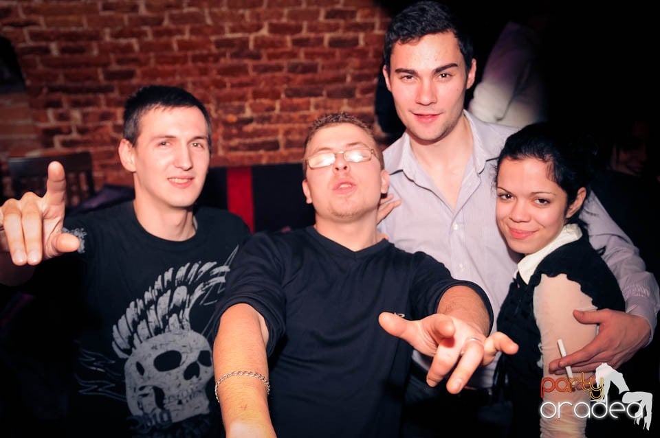 Student Party în Escape, 