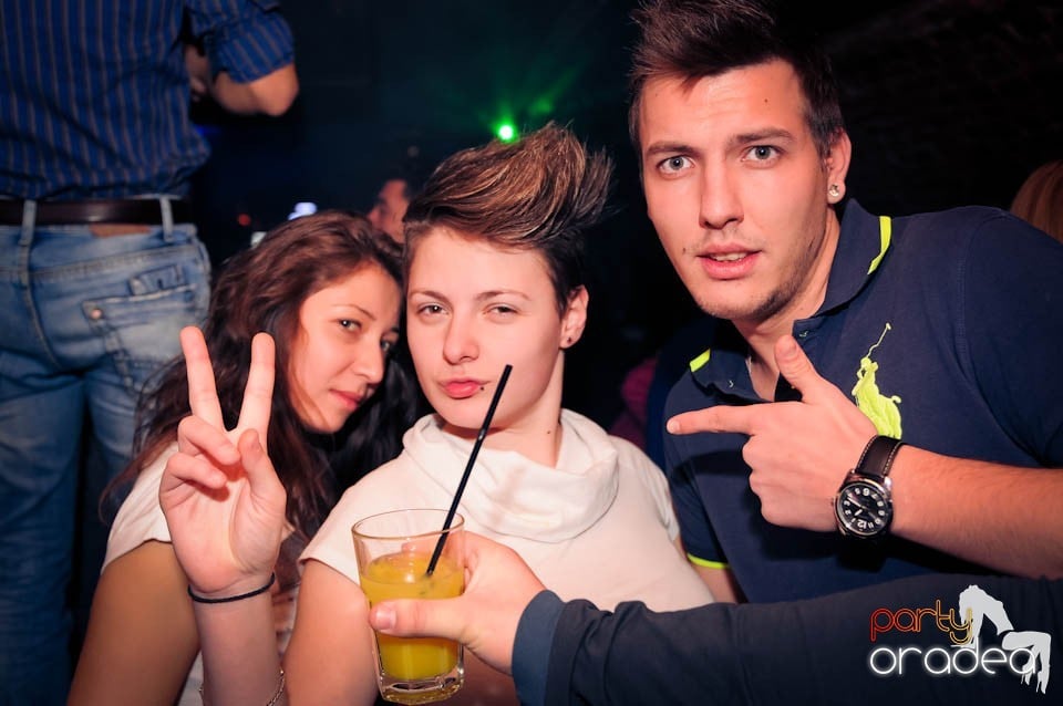 Student Party în Escape, 
